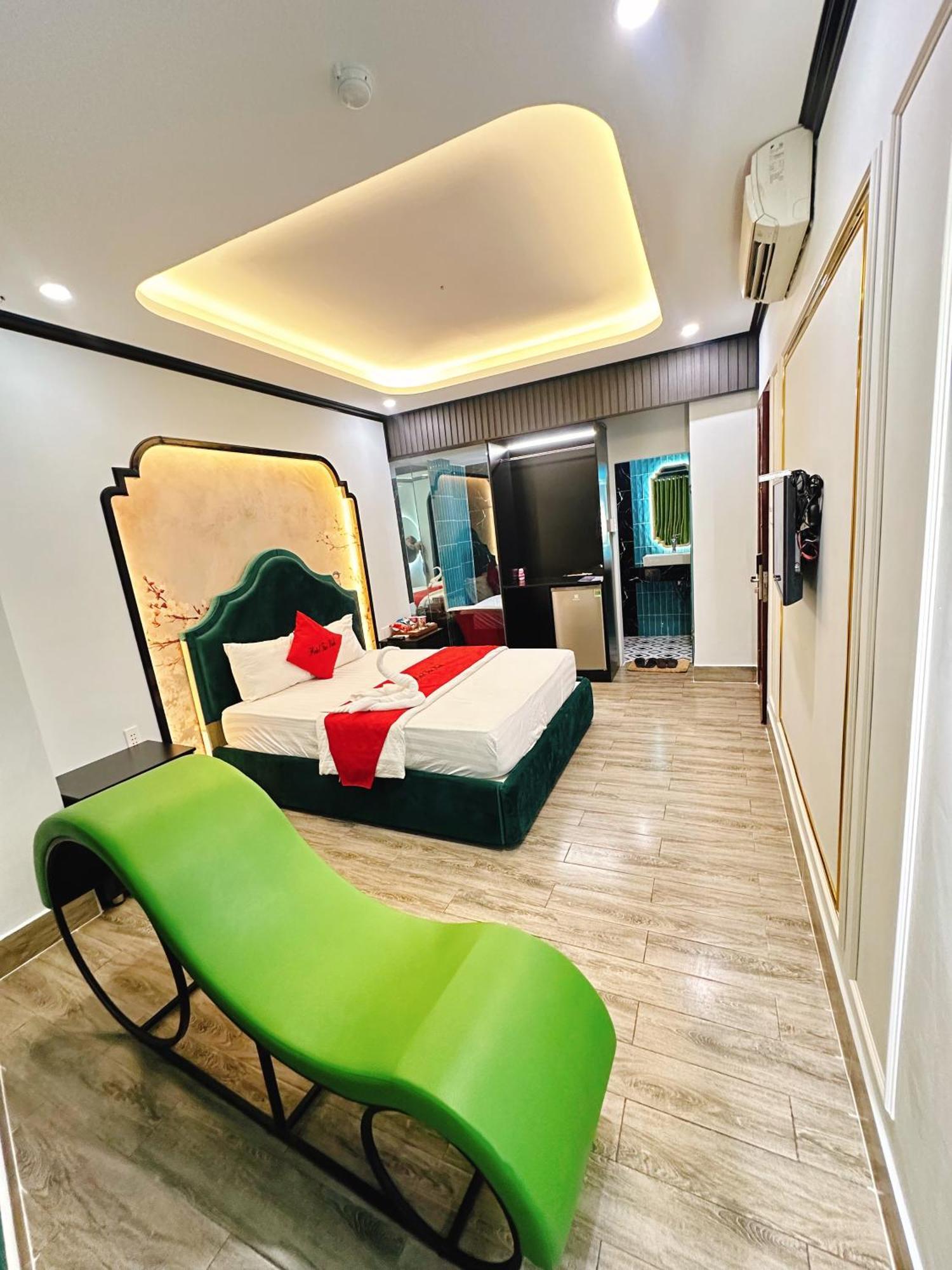 Tan Binh Hotel Ho Chi Minh City Exterior photo